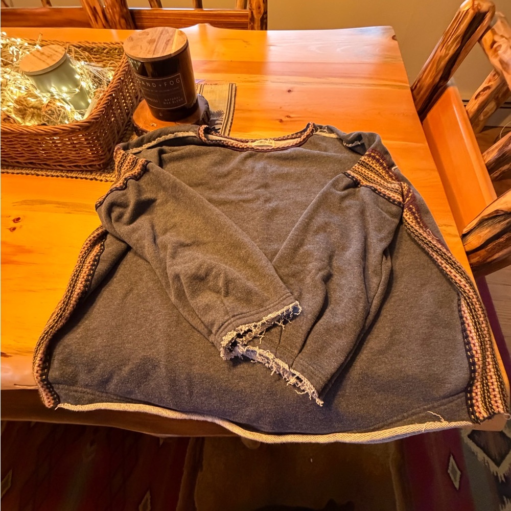 NATURAL LIFE Gray Top with Purple and Pink Trim